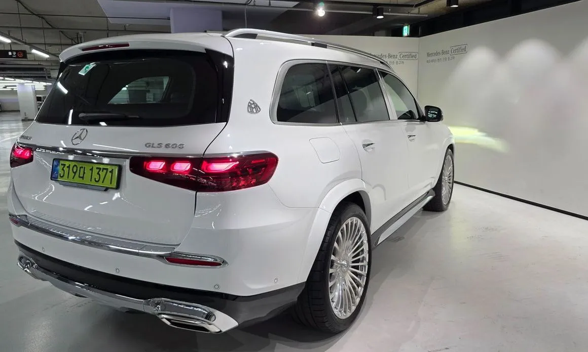 Mercedes-Benz GLS-Class — фото 6