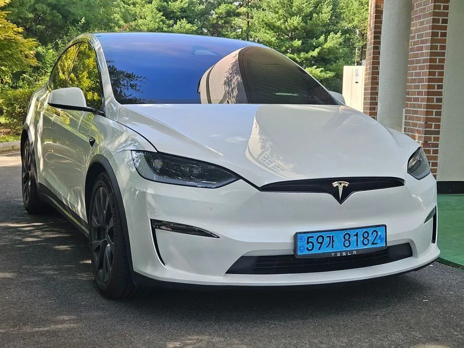 Tesla Model X — фото 2