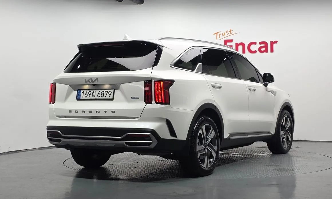 Kia Sorento — фото 4