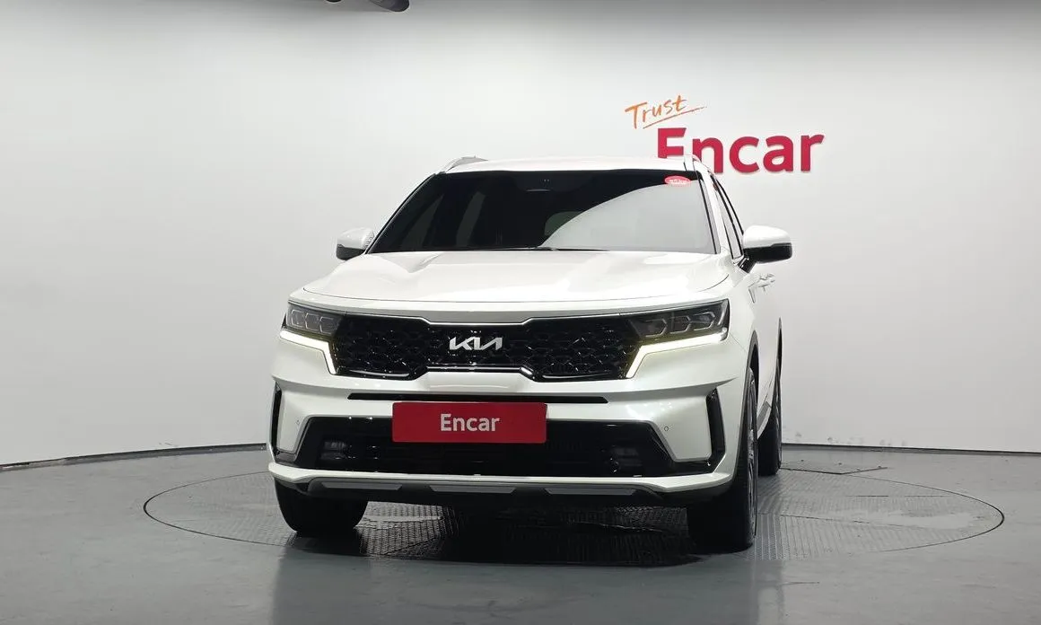 Kia Sorento — фото 7