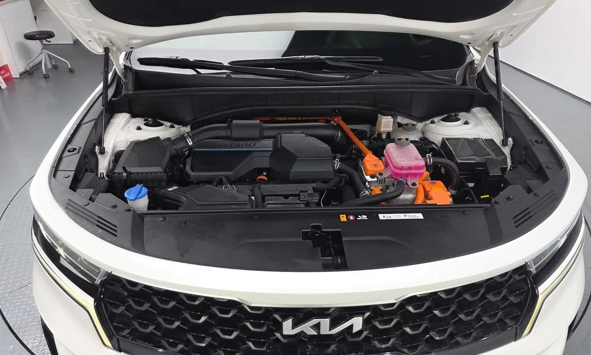 Kia Sorento — фото 9