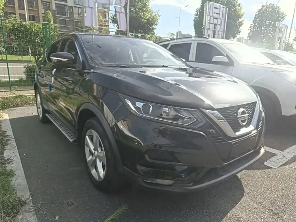Nissan Qashqai — фото 5