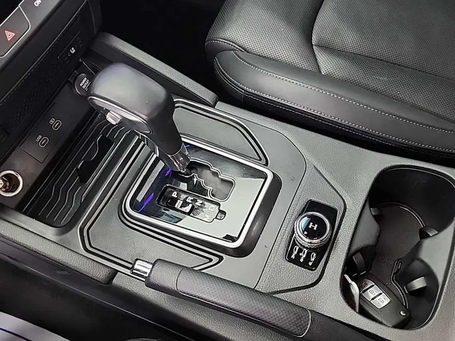 KG Mobility (Ssangyong) Rexton — фото 8