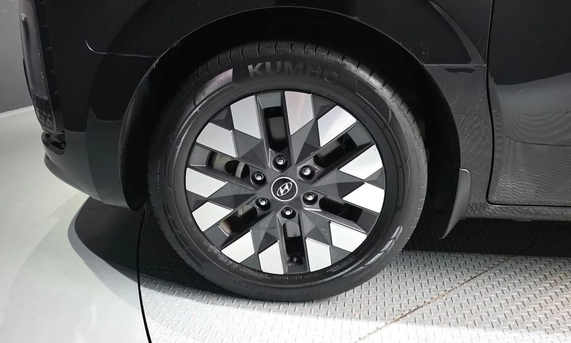 Hyundai Staria — фото 10