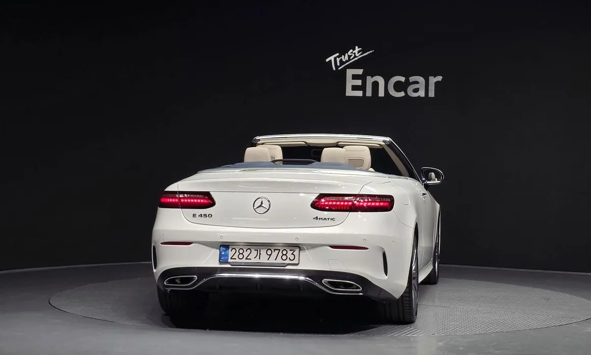 Mercedes-Benz E-Class — фото 2