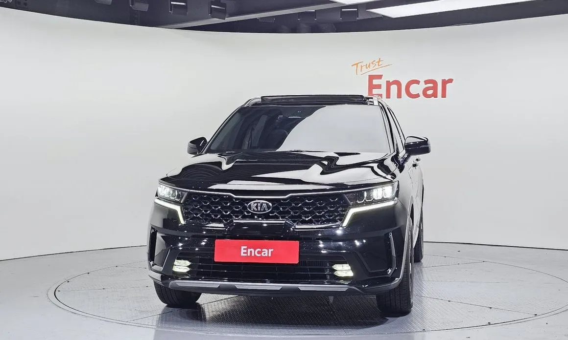 Kia Sorento — фото 10