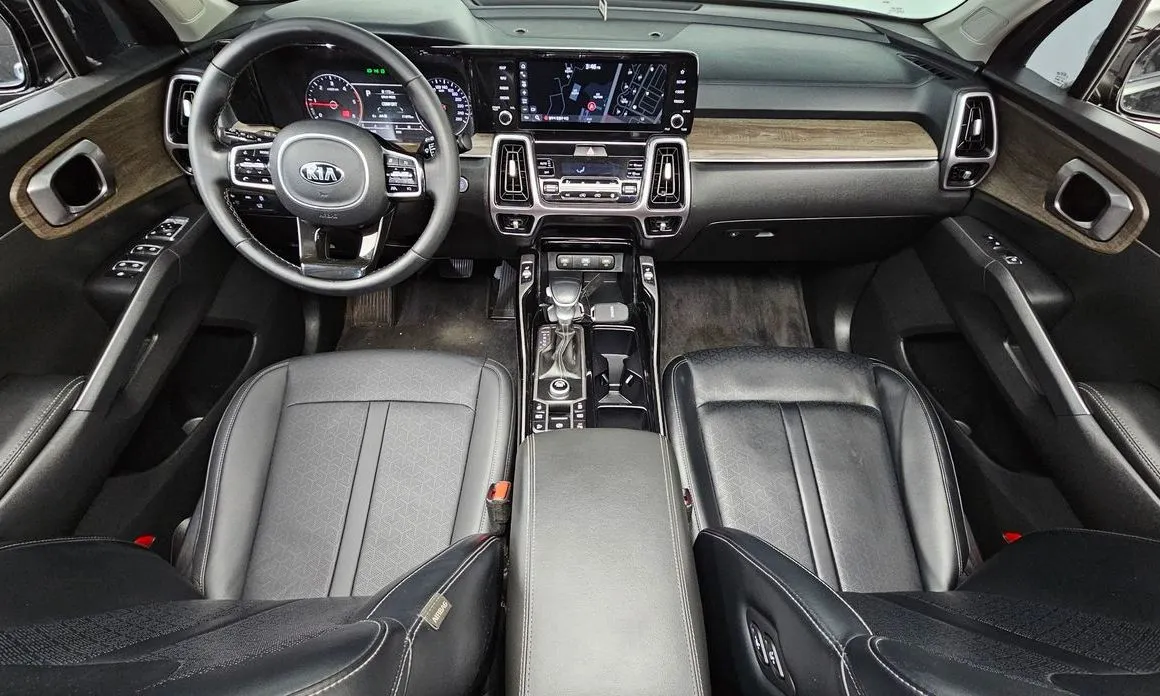 Kia Sorento — фото 4