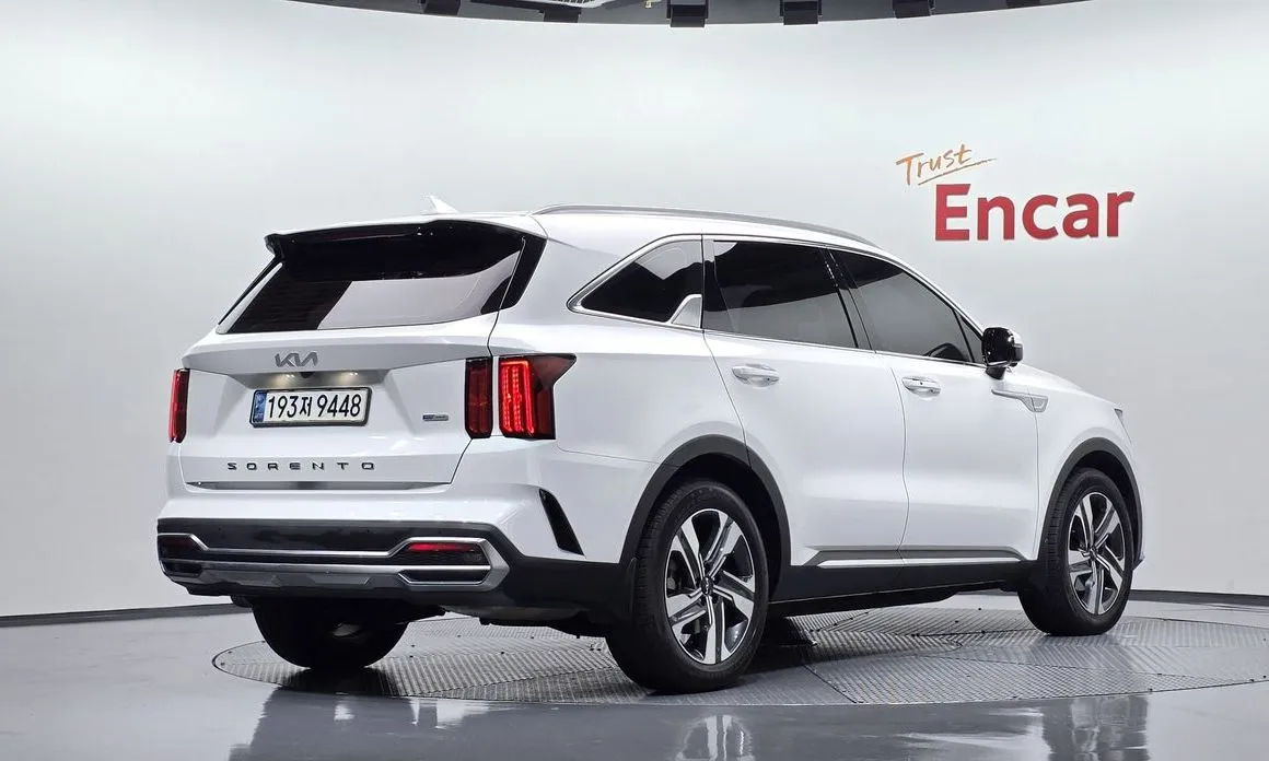 Kia Sorento — фото 5