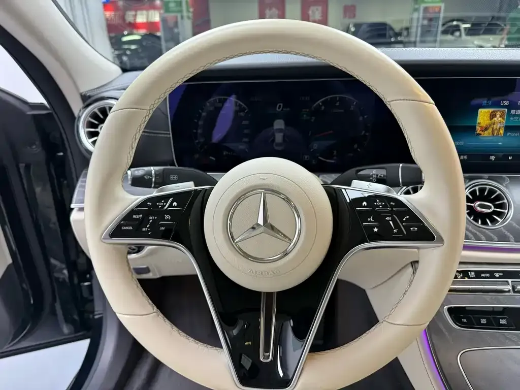 Mercedes-Benz CLS — фото 3