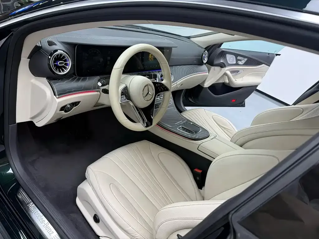 Mercedes-Benz CLS — фото 6