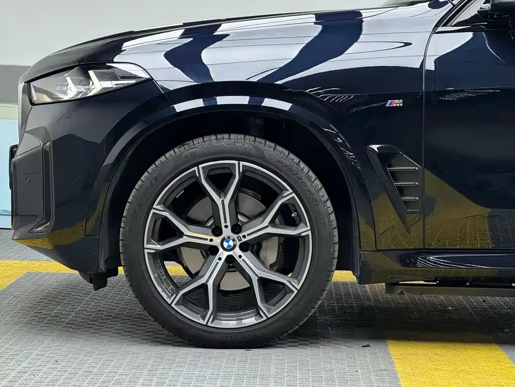 BMW X5 — фото 2