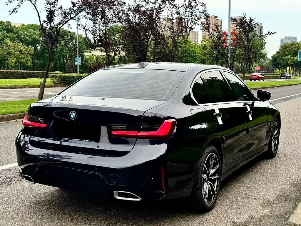 BMW 3 Series — фото 8
