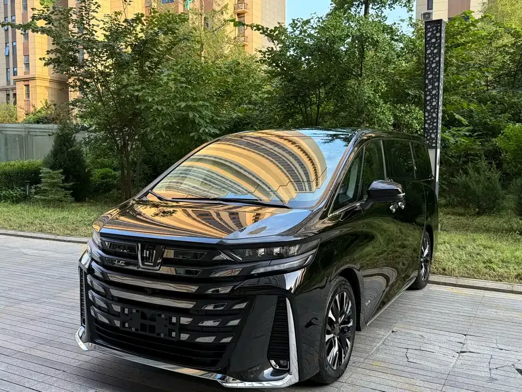 Toyota Vellfire — фото 9