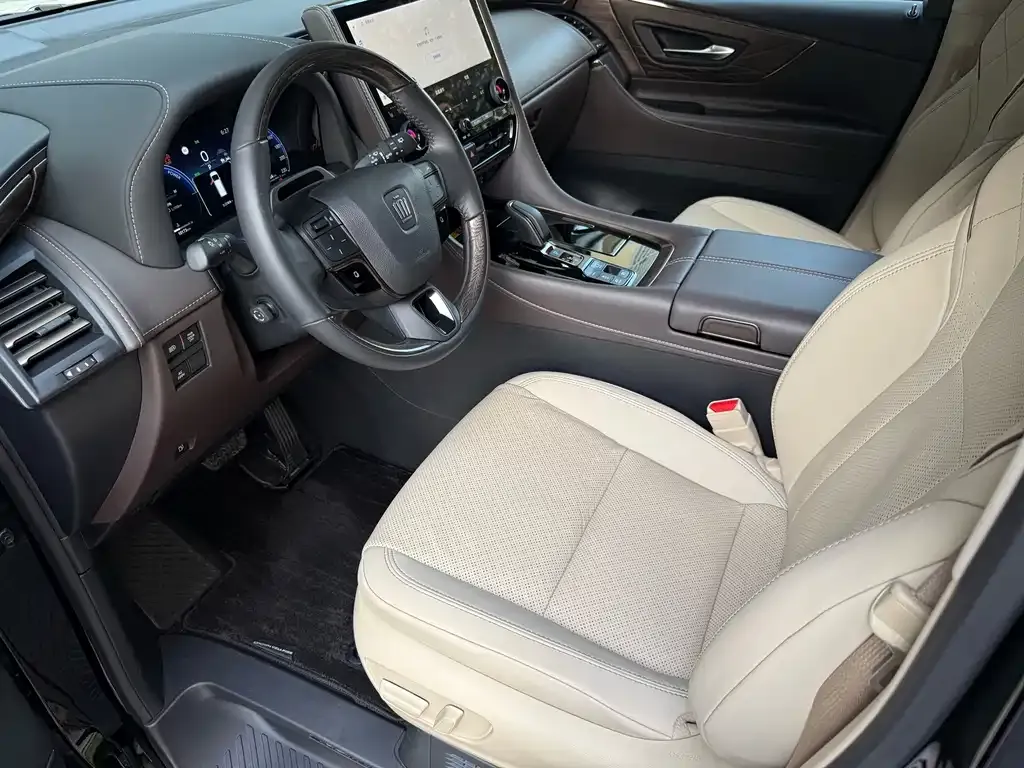 Toyota Vellfire — фото 3