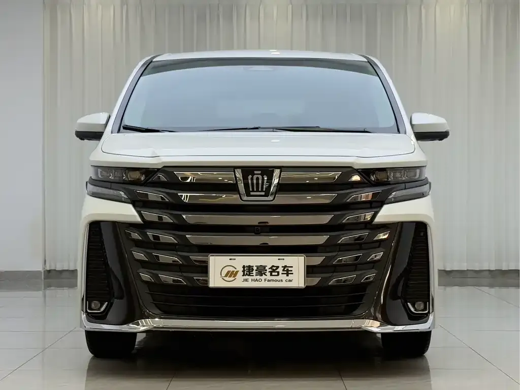 Toyota Vellfire — фото 9