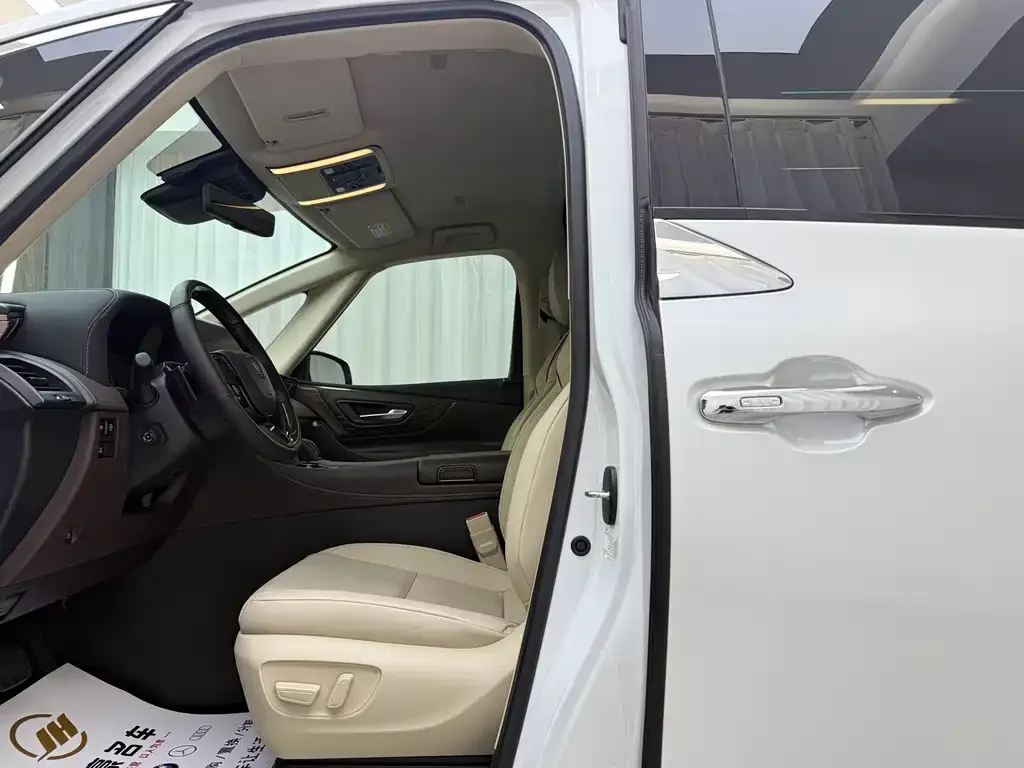 Toyota Vellfire — фото 4