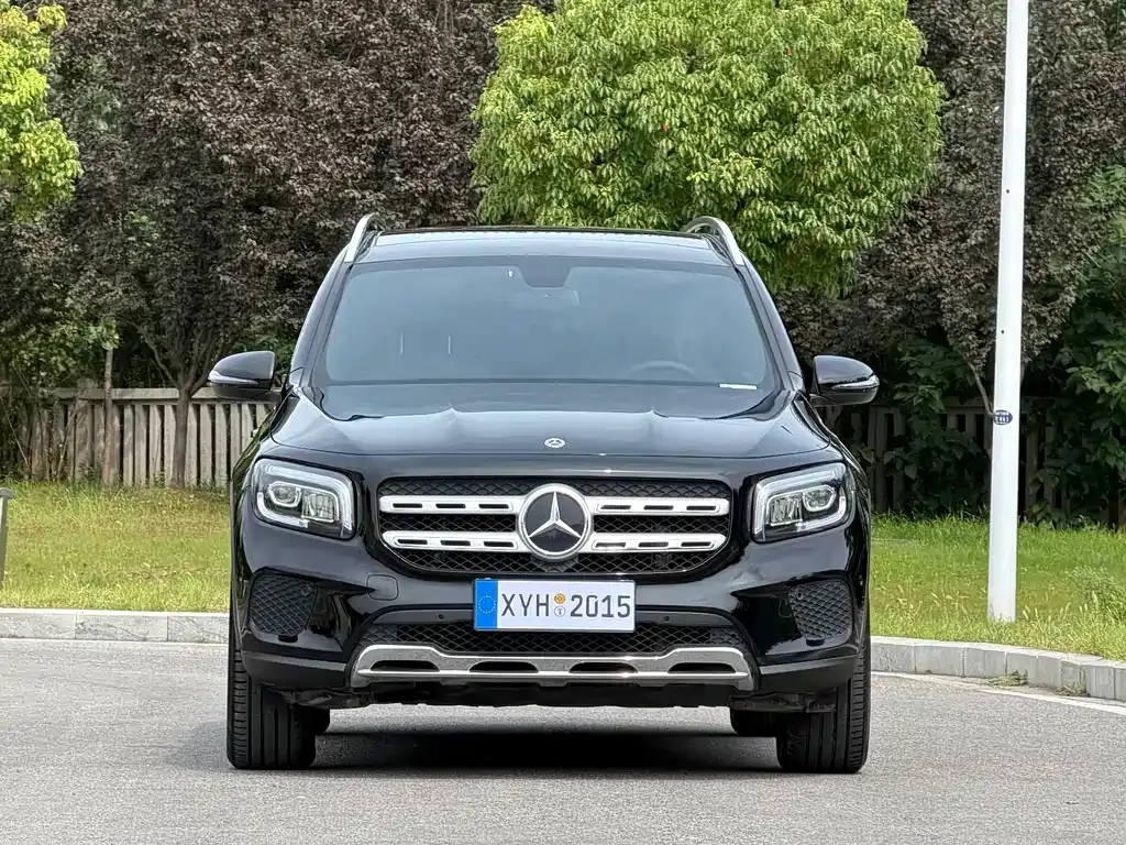 Mercedes-Benz GLB — фото 8
