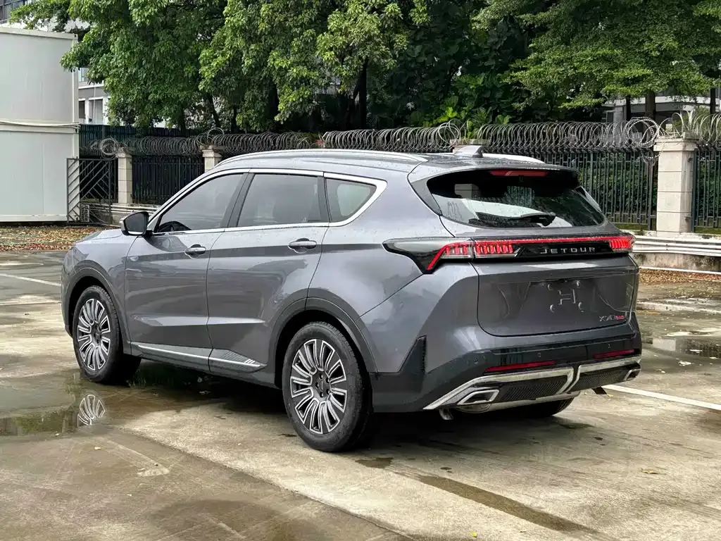 Jetour X70 PLUS — фото 10
