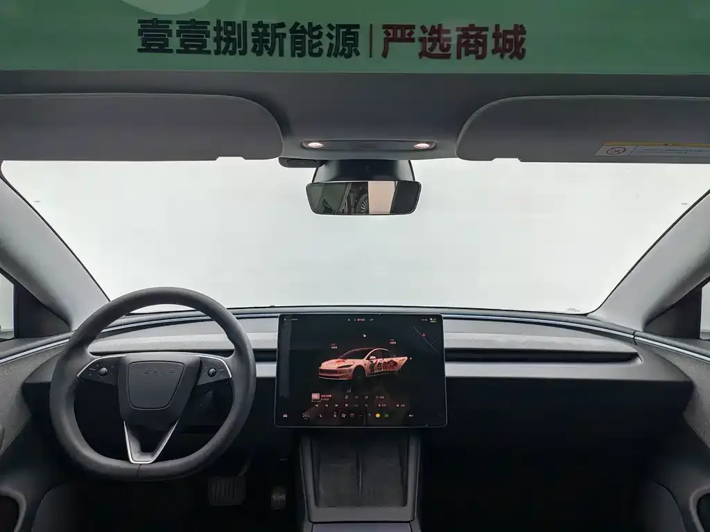 Tesla Model 3 — фото 8