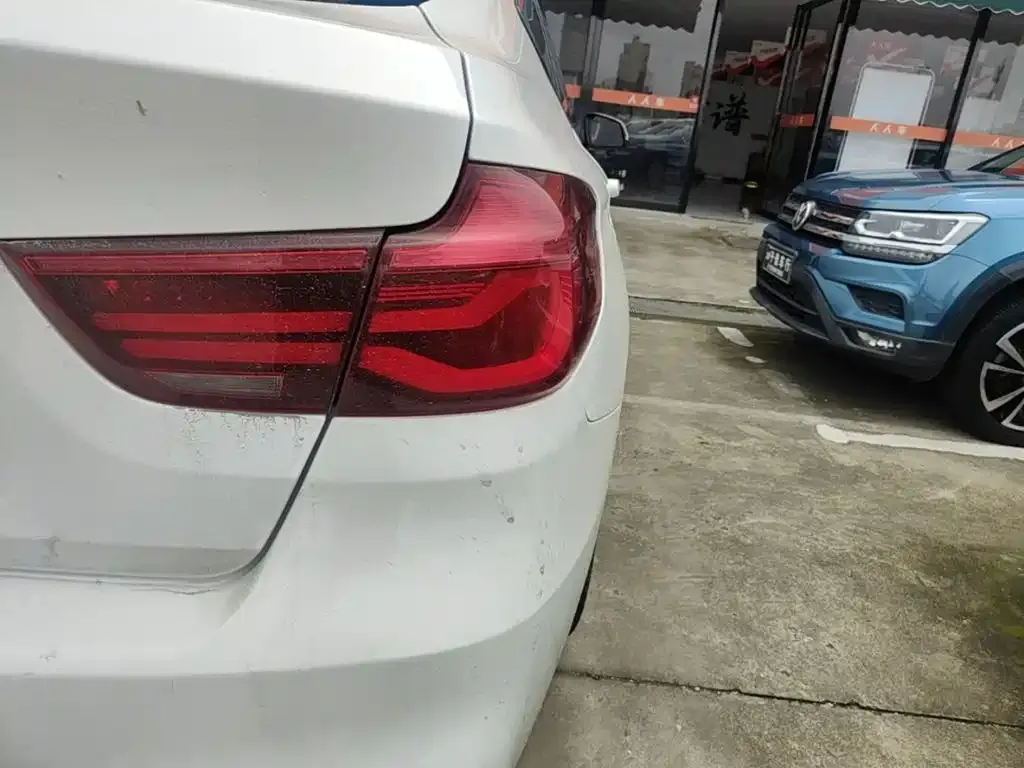 BMW 3 Series GT — фото 6