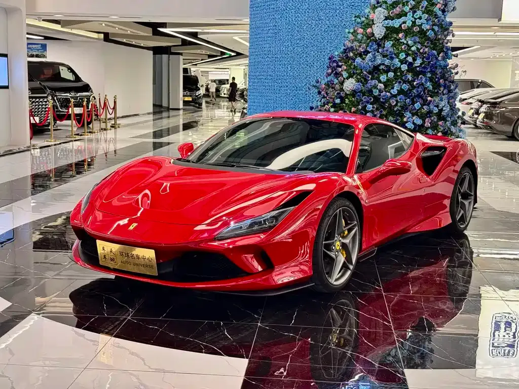 Ferrari F8 — фото 1