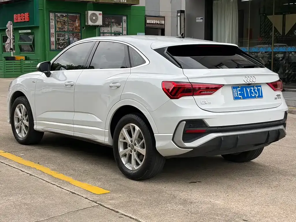 Audi Q3 Sportback — фото 9