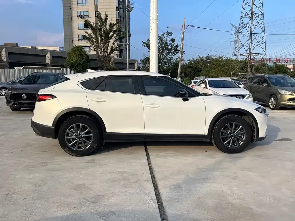 Mazda CX-4 — фото 7