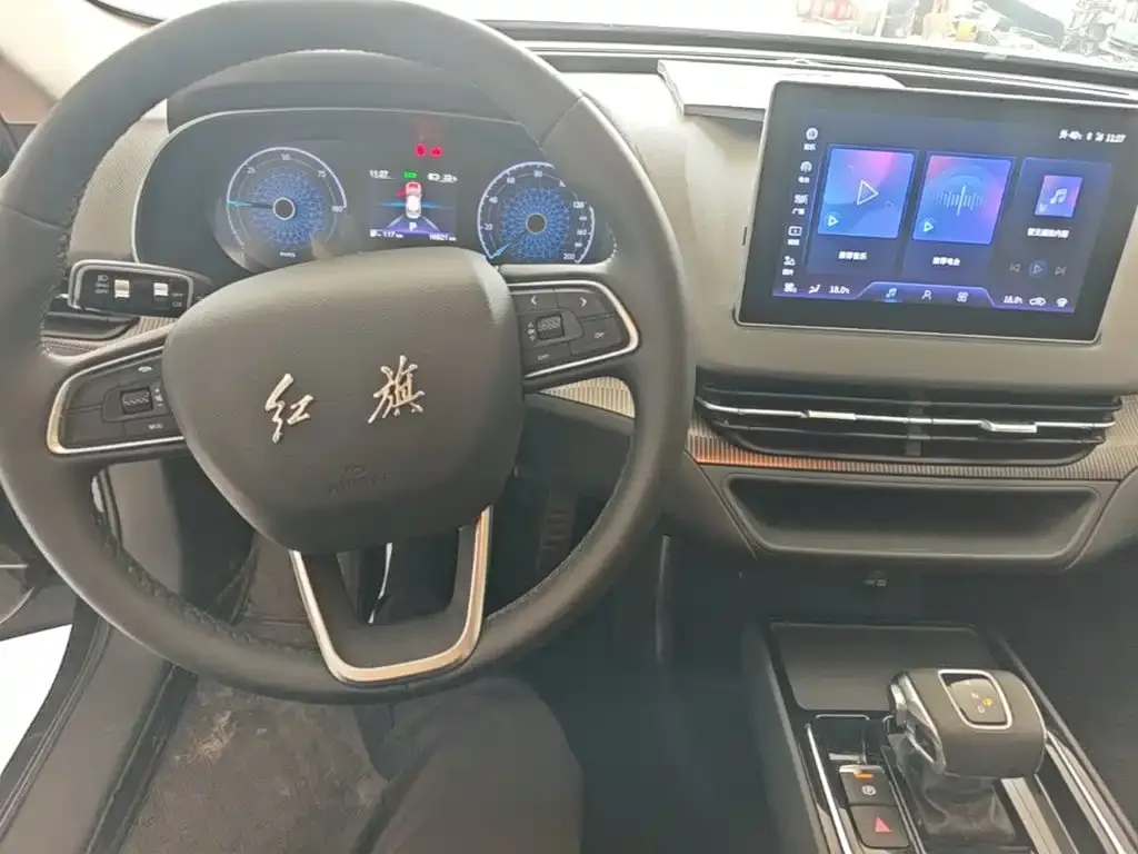 Hongqi E-QM5 — фото 7