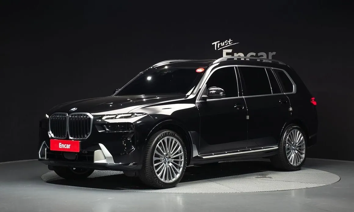 BMW X7 — фото 1