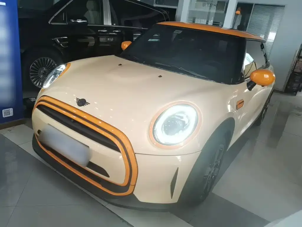 MINI Cooper (3-door) — фото 1