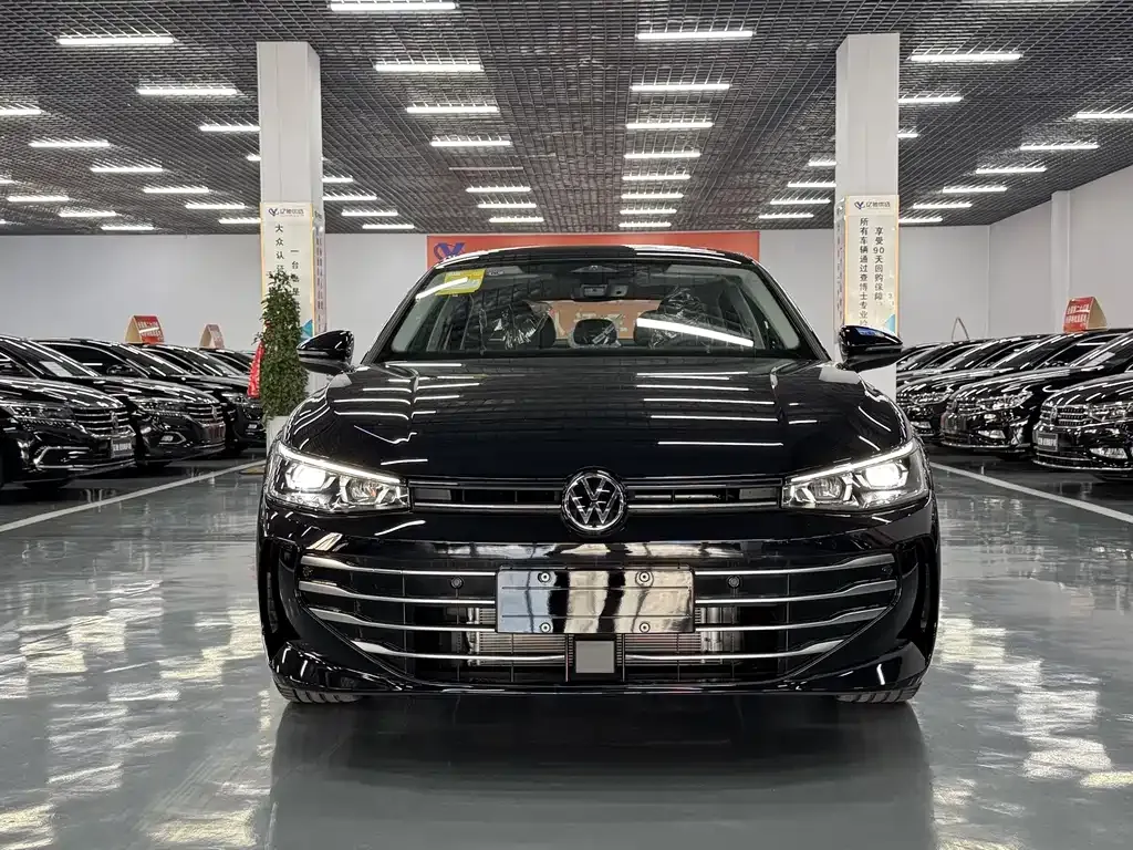 Volkswagen Passat — фото 6