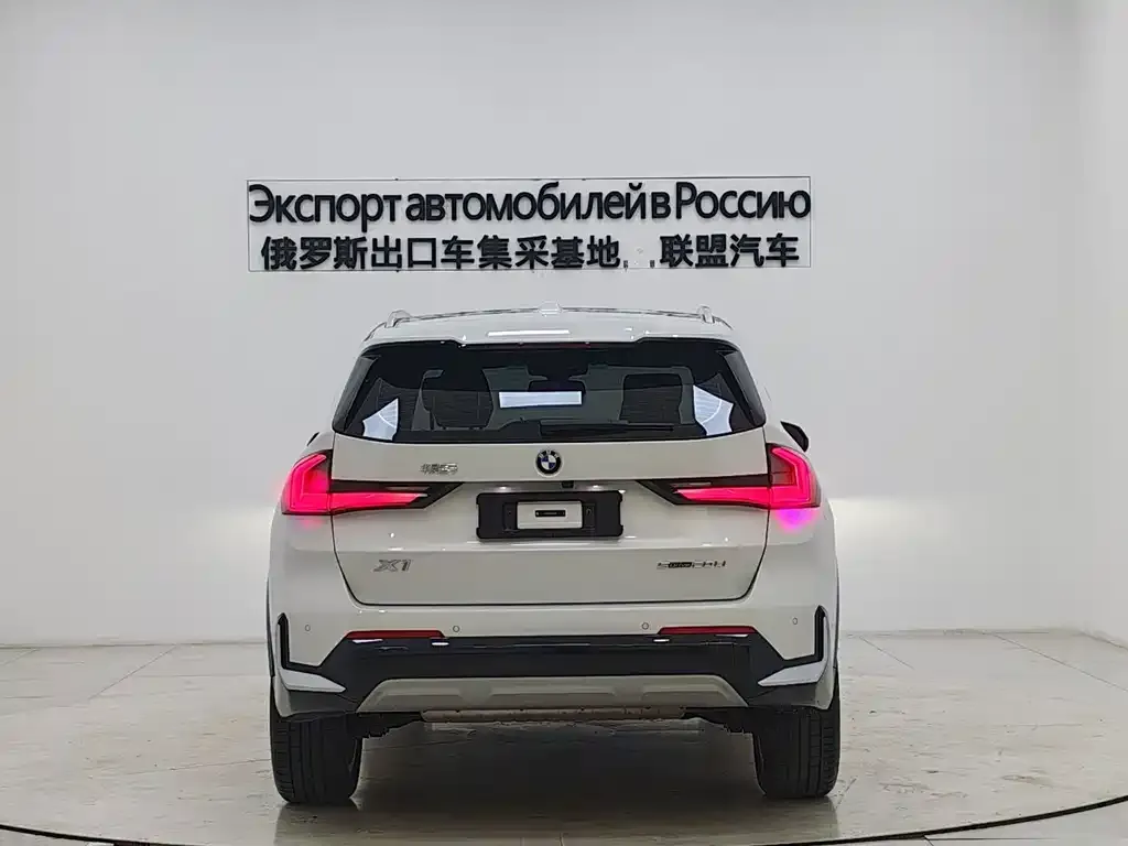 BMW X1 — фото 10