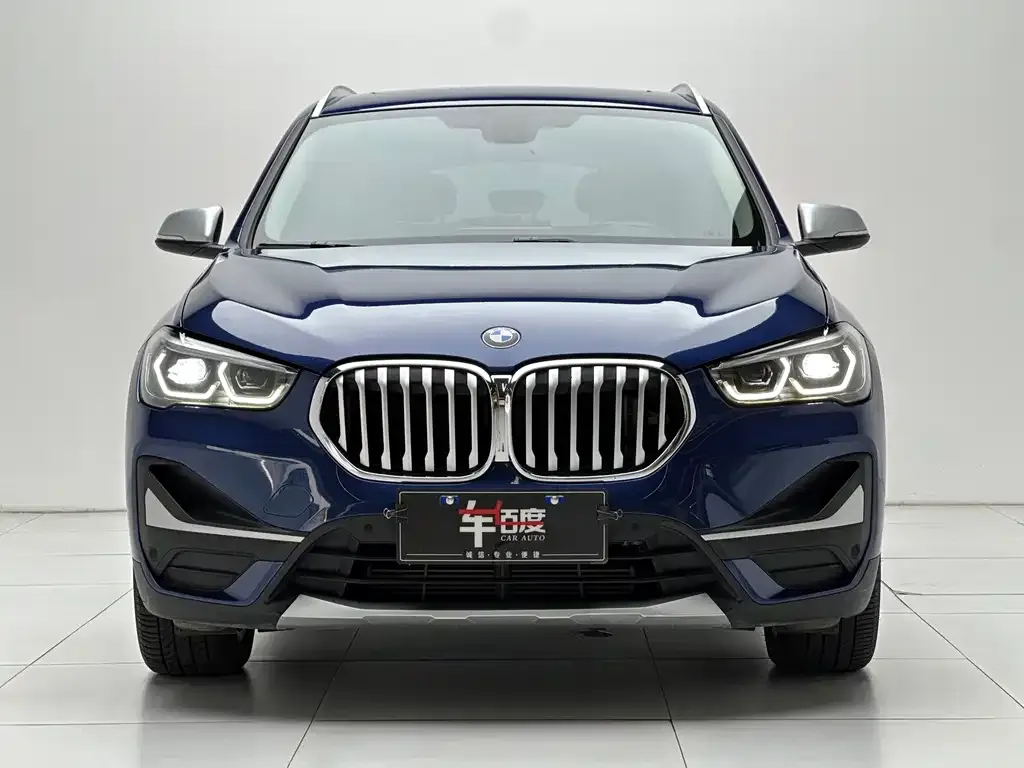 BMW X1 — фото 2