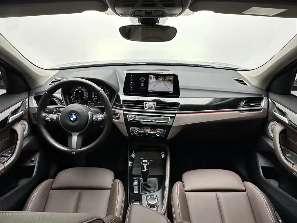 BMW X1 — фото 10