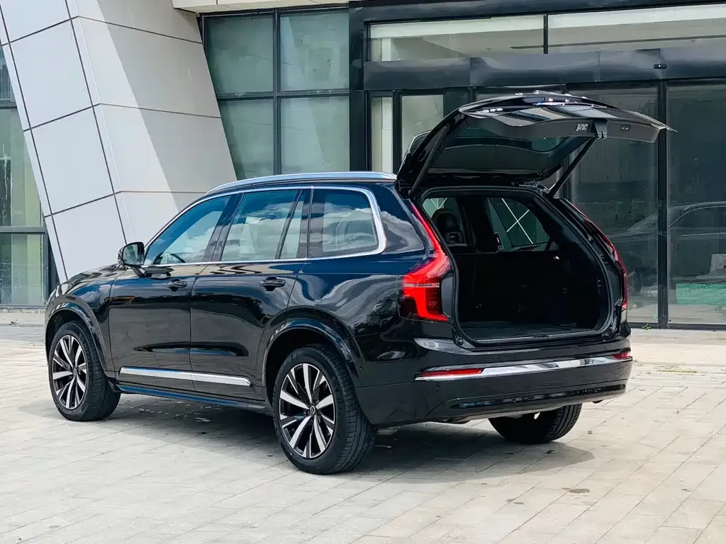 Volvo XC90 — фото 3