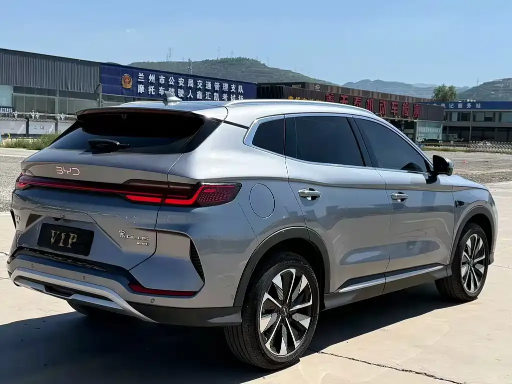 BYD PLUS New Energy — фото 8