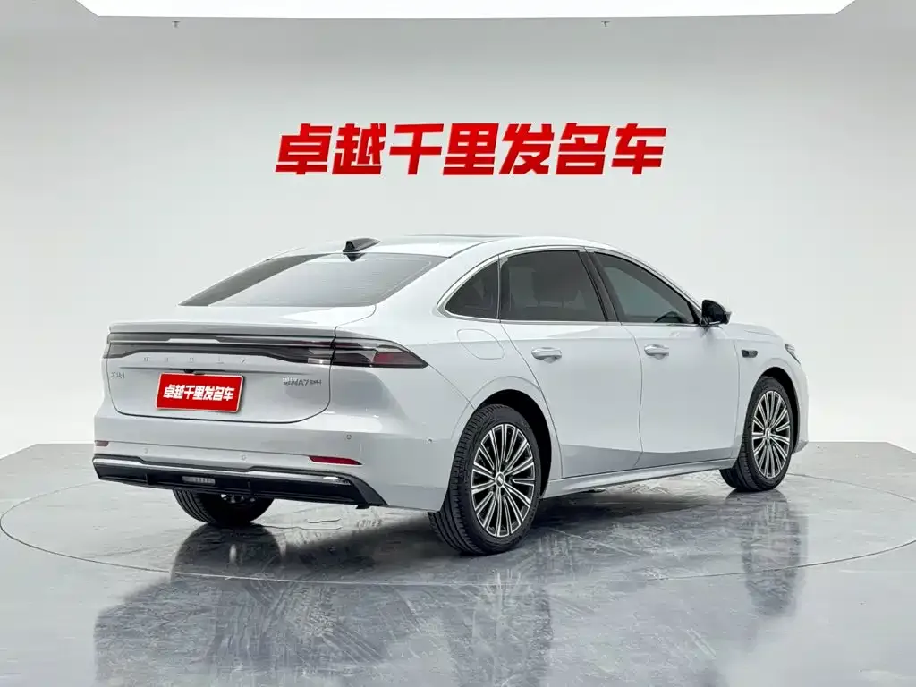 Geely 银河A7 EM — фото 3