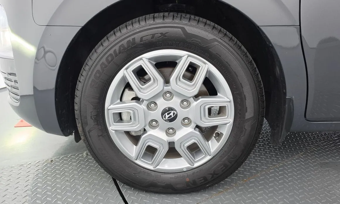 Hyundai Staria — фото 9