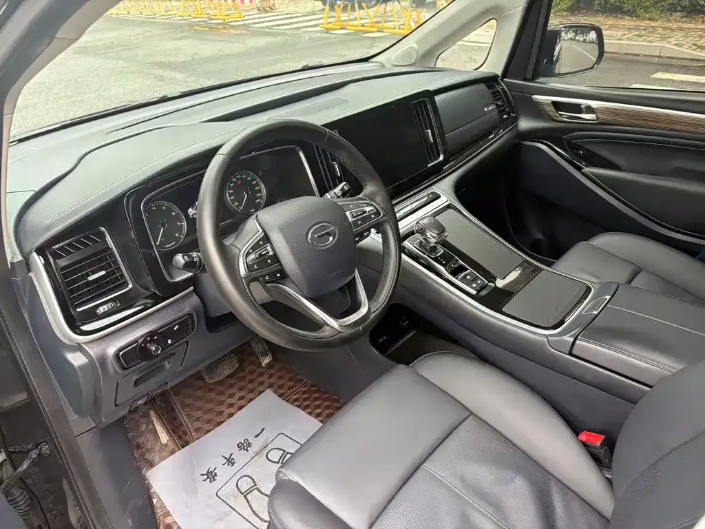 GAC Motor Trumpchi M8 — фото 4