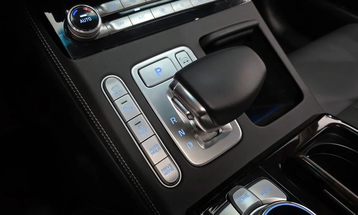 Genesis G90 — фото 4