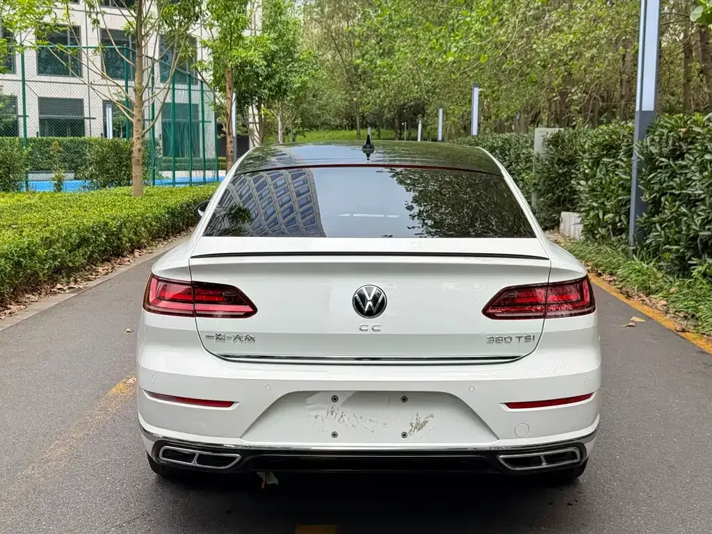 Volkswagen CC — фото 7