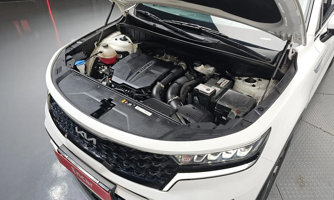 Kia Sorento — фото 10
