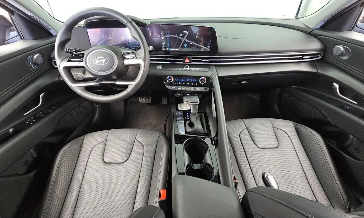 Hyundai AVANTE — фото 9