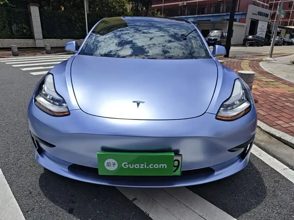 Tesla Model 3 — фото 5