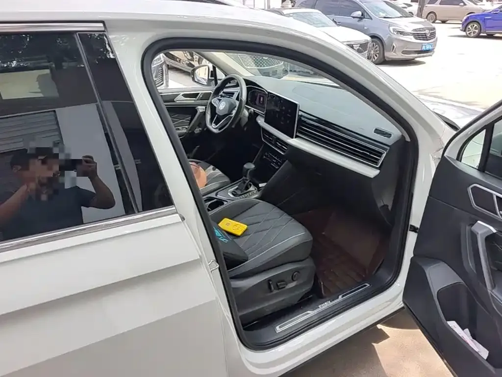 Volkswagen 途观L插电混动 — фото 6