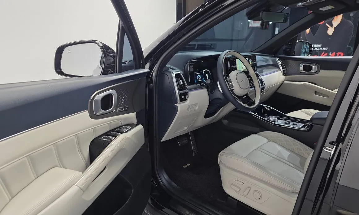 Kia Sorento — фото 8