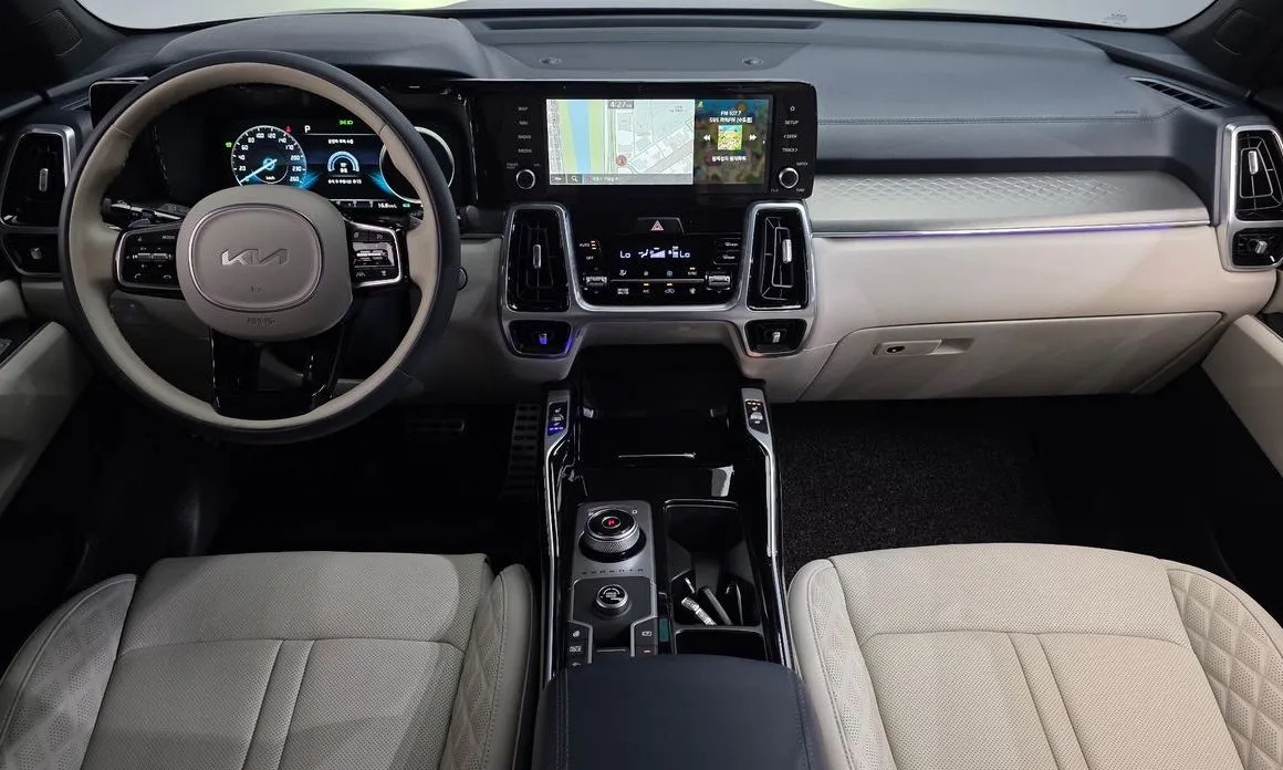 Kia Sorento — фото 9
