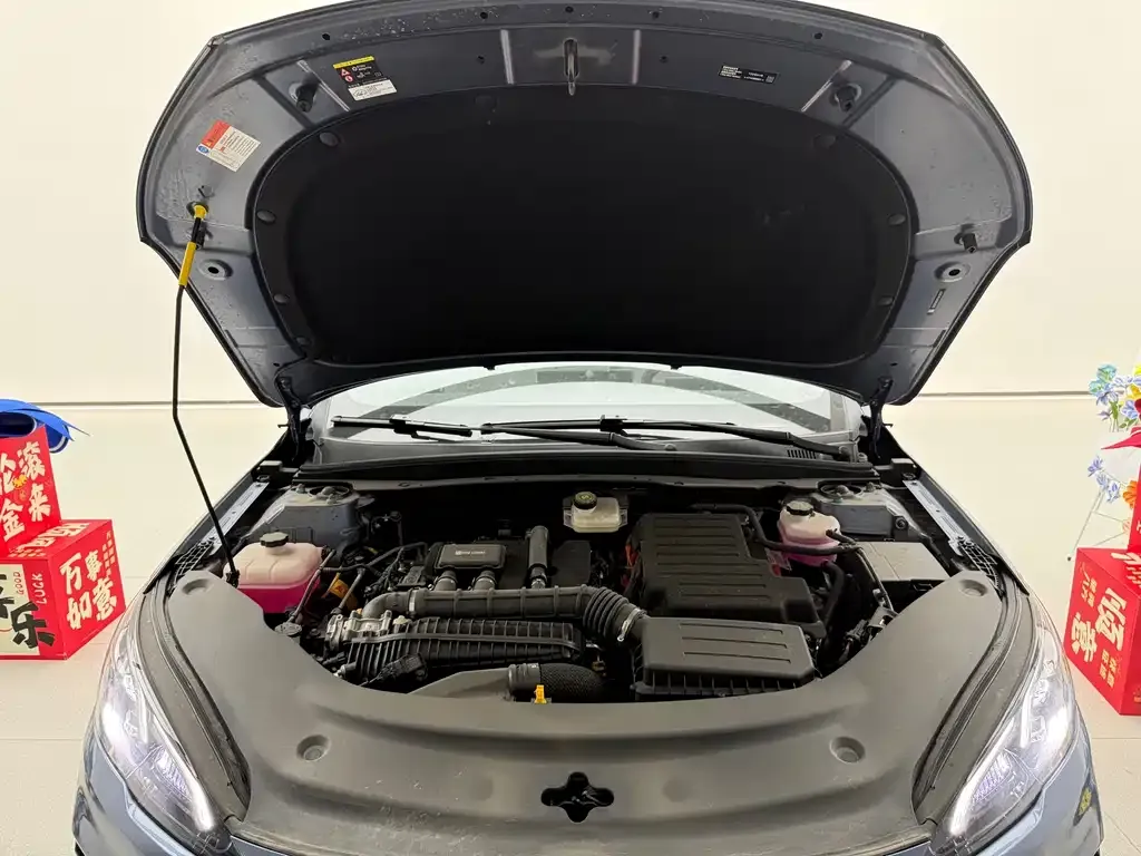 BYD Seal 05 DM-i — фото 3