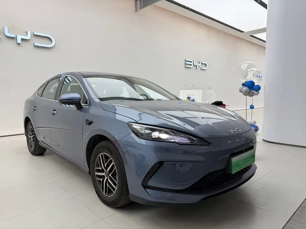 BYD Seal 05 DM-i — фото 6