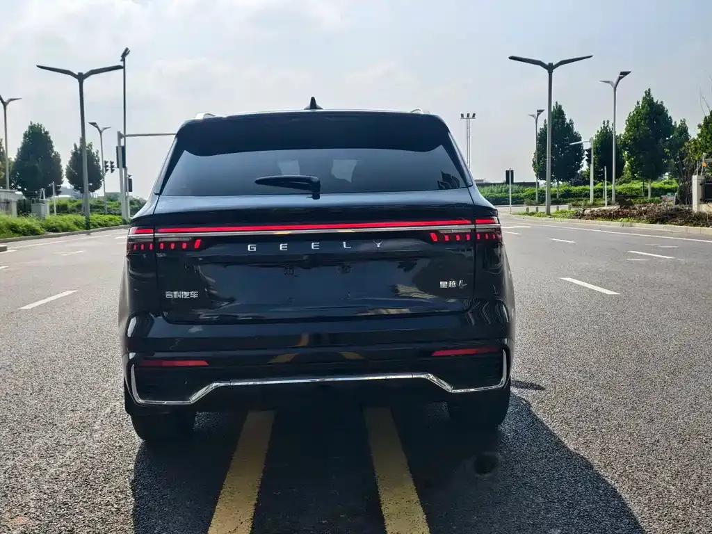 Geely Xingyue L — фото 4